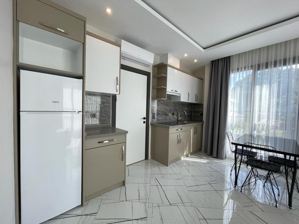 Lotus Apart Apartment Kusadasi Luaran gambar