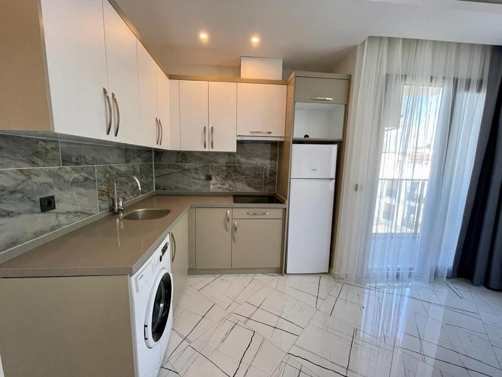 Lotus Apart Apartment Kusadasi Luaran gambar